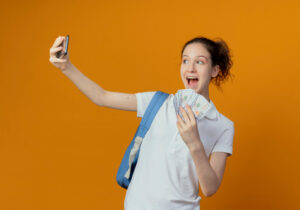 Intip 4 Cara Ambil Gaji TikTok Sesuai Regulasi Money Calculator