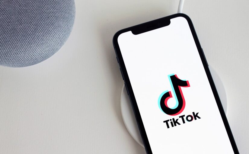 Apa Itu FYP TikTok? Ketahui Definisi, Cara Memakai, dan Manfaatnya